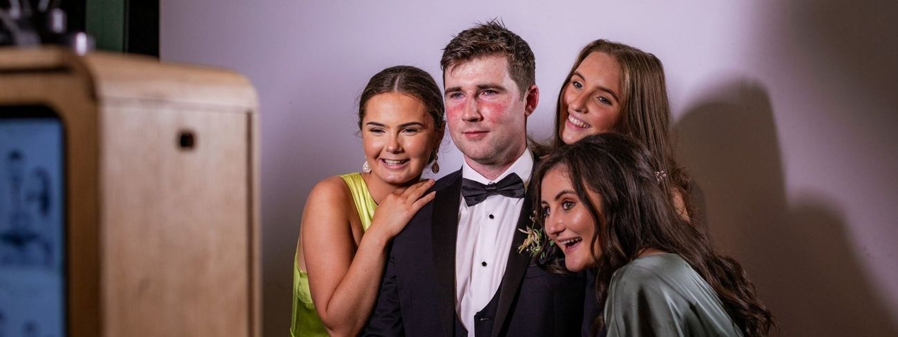 Surrey FaceBooth's Kardashian Glam: Elevating the Photo Experience to Celebrity Status